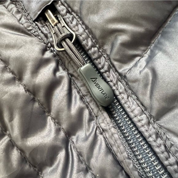 Aventure fitted puffer jacket - Picture 4 of 14